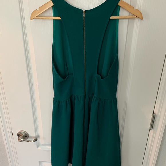 Everly Dress - Picture 6 of 7